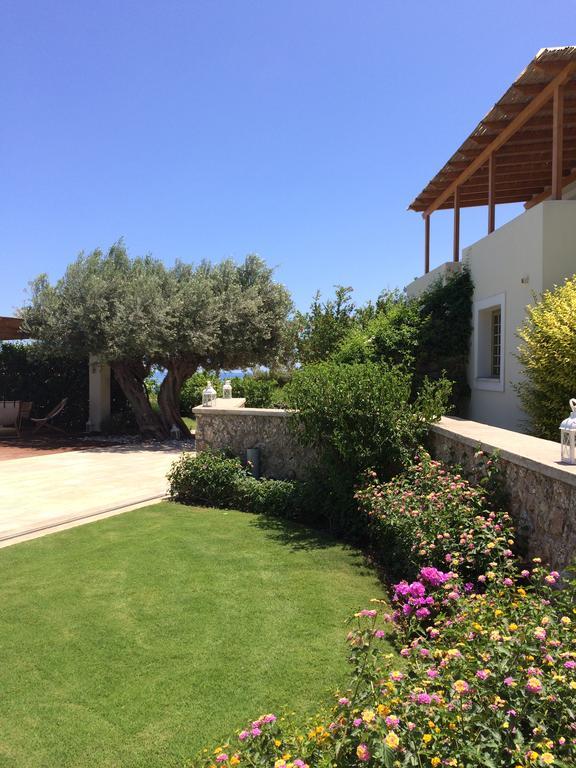 Xenon Estate Villa Spetses Town Exterior photo