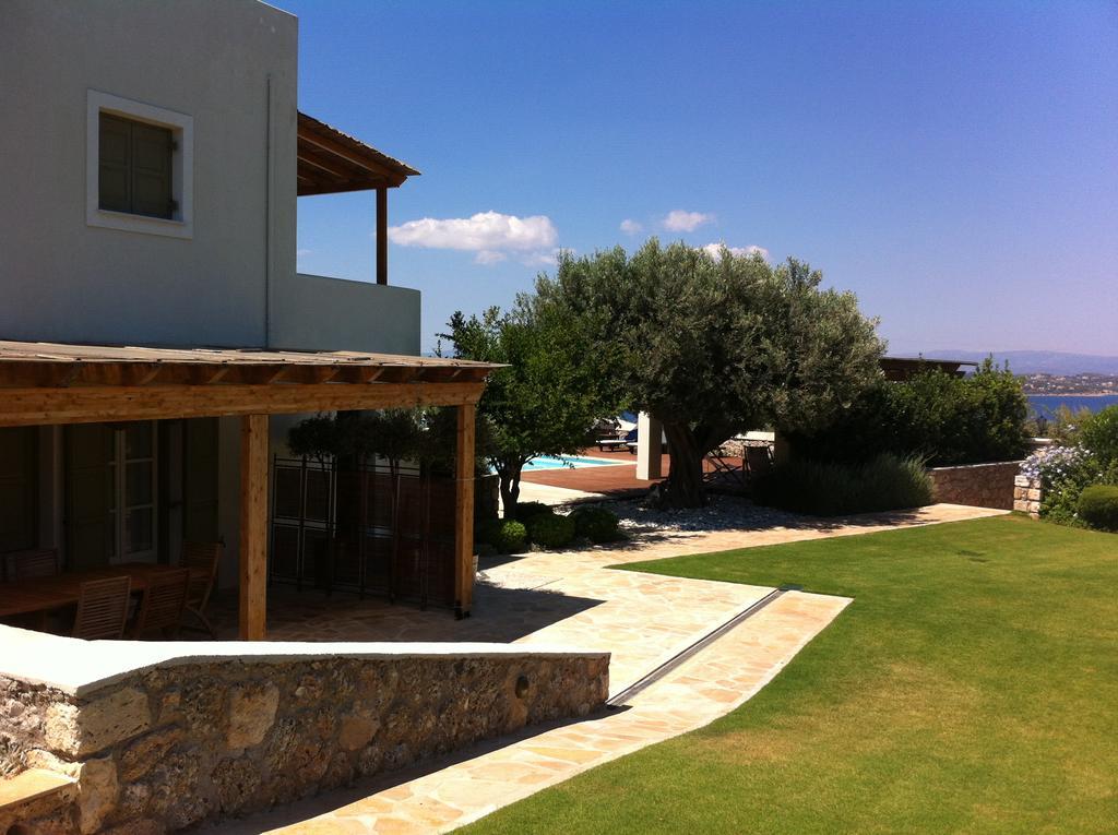 Xenon Estate Villa Spetses Town Room photo